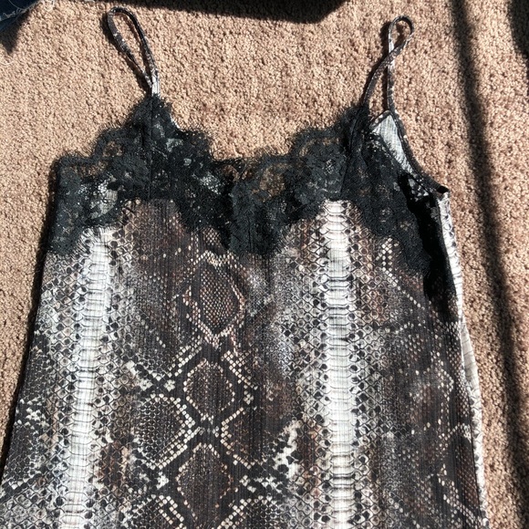 Never been worn bran new ! - Picture 2 of 3